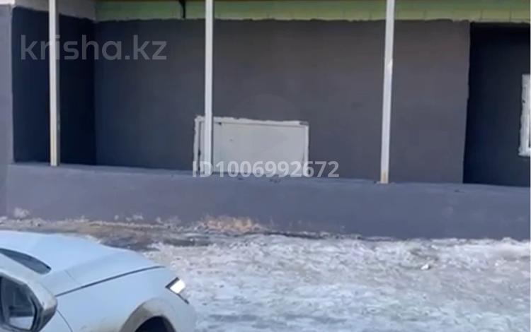 Свободное назначение · 80 м² за 9.3 млн ₸ в Актобе, мкр. Алтын орда — фото 11