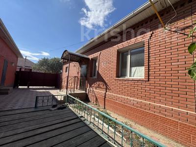 Жеке үй · 5 бөлме · 200 м² · 10 жүзд., Байхожаев 8, бағасы: 45 млн ₸ в 