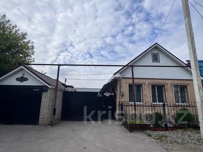 Отдельный дом · 3 комнаты · 83.3 м² · 4 сот., Пролетарская 117 — Парк Победы, Зеленый базар за 65 млн 〒 в Костанае