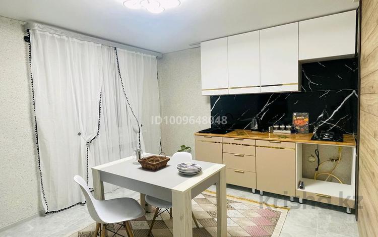 Дом · 2 комнаты · 40 м², Ул.Автомобильная 40/1 — Солнечная за 12 000 〒 в Уральске — фото 2