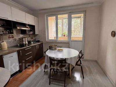 3-комнатная квартира · 80 м² · 1/10 этаж, мкр Аксай-4 за 59.5 млн ₸ в Алматы, Ауэзовский р-н