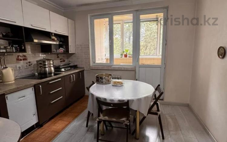 3-комнатная квартира · 80 м² · 1/10 этаж, мкр Аксай-4 за 59.5 млн ₸ в Алматы, Ауэзовский р-н — фото 8