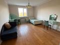 3-бөлмелі пәтер · 112 м² · 5/8 қабат, Айнабұлақ-2 ш/а. 32А, бағасы: 400 000 ₸ в Алматы, Жетысуский р-н — фото 4
