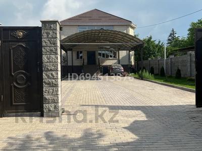 Дом · 9 комнат · 400 м², Касымбек Ахмадиева 23 — Жылкыбай за 100 000 〒 в Туздыбастау (Калинино)