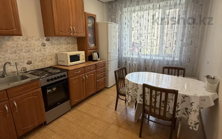 2-комнатная квартира · 70 м² · 8/10 этаж, Отырар 10 — Кенесары,Уалиханова за 250 000 ₸ в Астане, Сарыарка р-н — фото 2