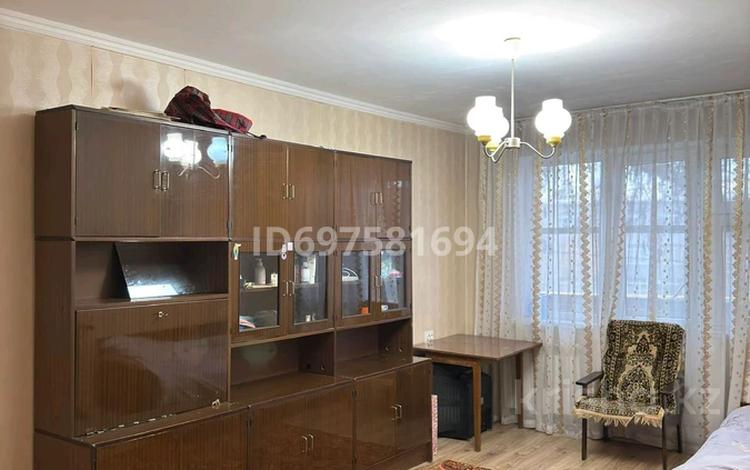 2-бөлмелі пәтер · 45 м² · 2 қабат, Туркестанская 2/5 — Байтурсынова, бағасы: 18 млн ₸ в Шымкенте, Енбекшинский р-н — фото 2