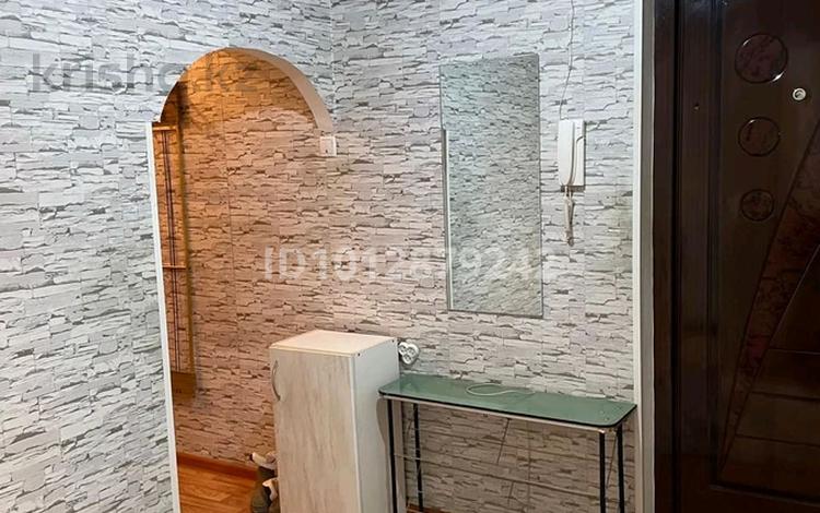 2-комнатная квартира · 55 м² · 1/5 этаж, Водник 1 дом 15 кв 1 — Магазин Шынар за 23 млн ₸ в Боралдае (Бурундай), мкр Водник-1 — фото 2