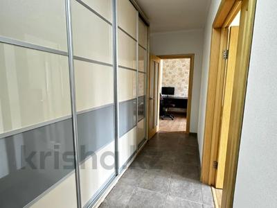 2-комнатная квартира · 57 м² · 3/9 этаж, мкр Самал-2 79 за 64 млн ₸ в Алматы, Медеуский р-н