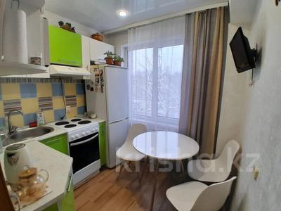 4-бөлмелі пәтер · 60 м² · 4/5 қабат, КАЛИХАНА ЫСКАКА — КАРБЫШЕВА, бағасы: 23.3 млн ₸ в Усть-Каменогорске