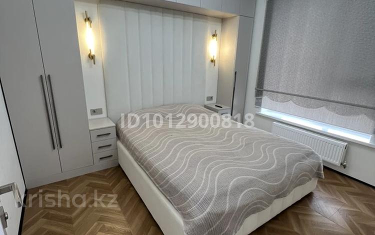 3-бөлмелі пәтер · 64 м² · 3/10 қабат, мкрн. Центральный 50А — болашак сарай, набережная, бағасы: ~ 38.7 млн ₸ в Кокшетау — фото 2