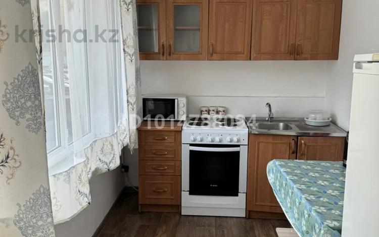 1-комнатная квартира · 33 м² · 1/5 этаж, 30 Гвардейской дивизии за 150 000 ₸ в Усть-Каменогорске, Ульбинский — фото 2