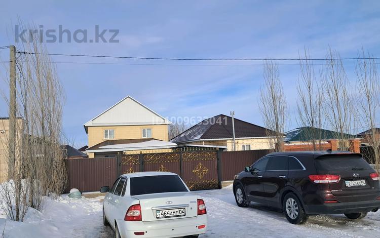 Жеке үй · 5 бөлме · 200 м² · 8 жүзд., Кокпекты, бағасы: 40 млн ₸ в Актобе, жилой массив Акжар-2 — фото 2
