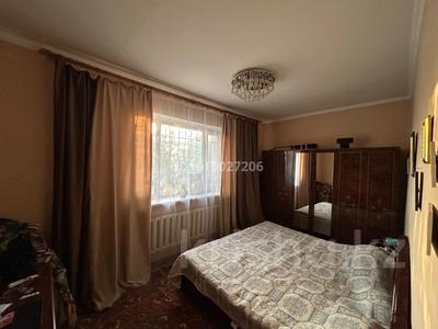 Жеке үй · 4 бөлме · 150 м² · 21 жүзд., Кабанбай батыра 34, бағасы: 35 млн ₸ в Караганде