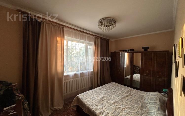 Жеке үй · 4 бөлме · 150 м² · 21 жүзд., Кабанбай батыра 34, бағасы: 35 млн ₸ в Караганде — фото 2