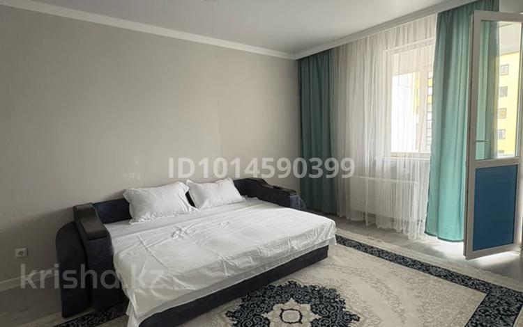 2-бөлмелі пәтер · 40 м² · 6 қабат, Роза Багланова 2, бағасы: 18 000 ₸ в Астане, Нура р-н — фото 2