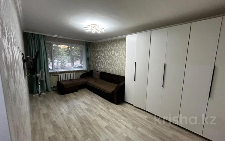 2-комнатная квартира · 47 м² · 1/5 этаж, мкр Юго-Восток, Республики за 16.5 млн ₸ в Караганде, Казыбек би р-н — фото 2