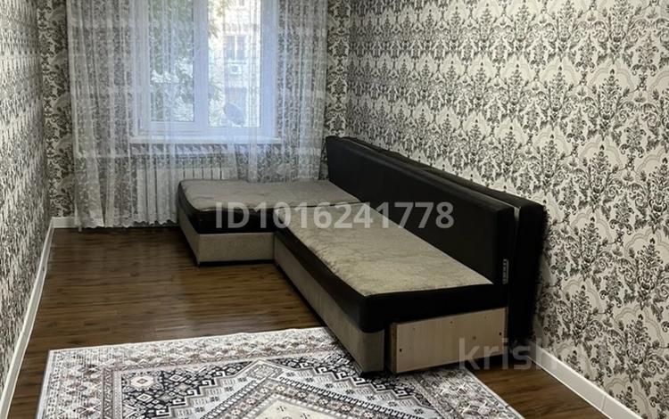 3-комнатная квартира · 60 м² · 3/5 этаж, мкр Айнабулак-3 111 за 270 000 ₸ в Алматы, Жетысуский р-н — фото 2