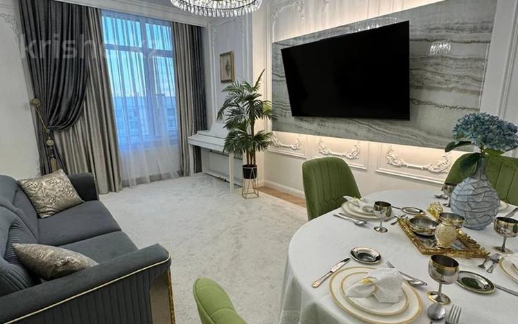 4-комнатная квартира · 135 м² · 8/12 этаж, Керей и Жанибек хандар 42 за 139 млн ₸ в Астане, Есильский р-н — фото 2