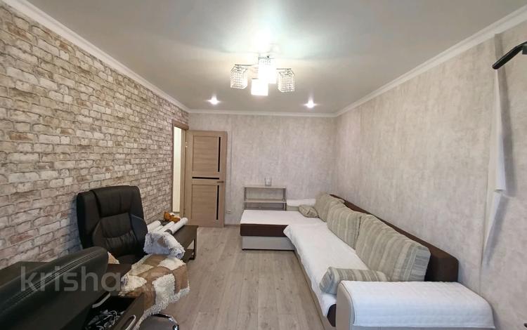 3-комнатная квартира, 68.5 м², 4/10 этаж, Проезд Жамбыла за 27.5 млн 〒 в Петропавловске — фото 2
