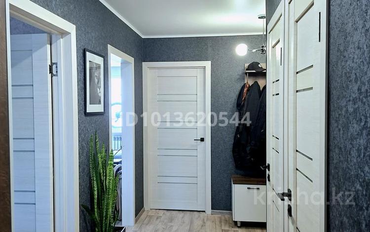 3-комнатная квартира · 68 м² · 2/5 этаж, Пришахтинск, Металлистов 36 за 23 млн ₸ в Караганде, Алихана Бокейханова р-н — фото 3