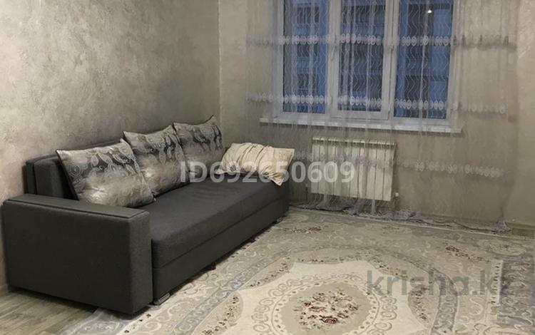 2-комнатная квартира, 45 м², 5/8 этаж помесячно, мкр Нуркент (Алгабас-1) за 230 000 〒 в Алматы, Алатауский р-н — фото 2