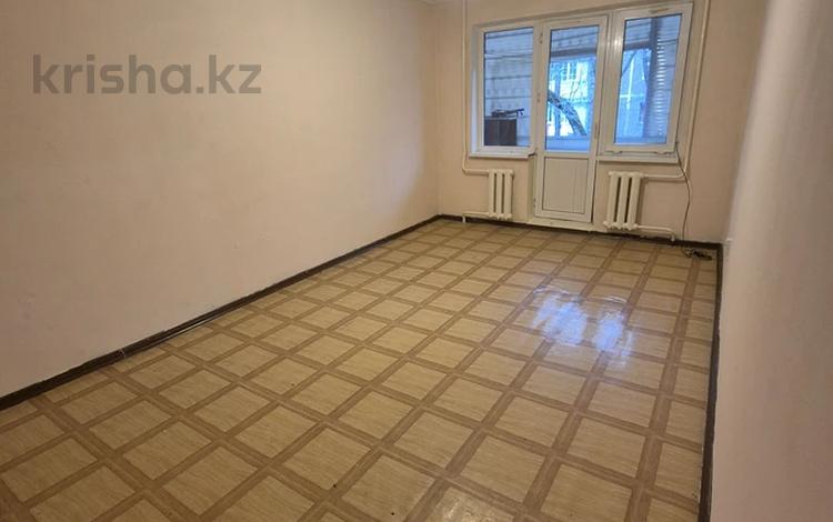 2-комнатная квартира, 44 м², 3/4 этаж, мкр №1 за 23 млн 〒 в Алматы, Ауэзовский р-н — фото 2