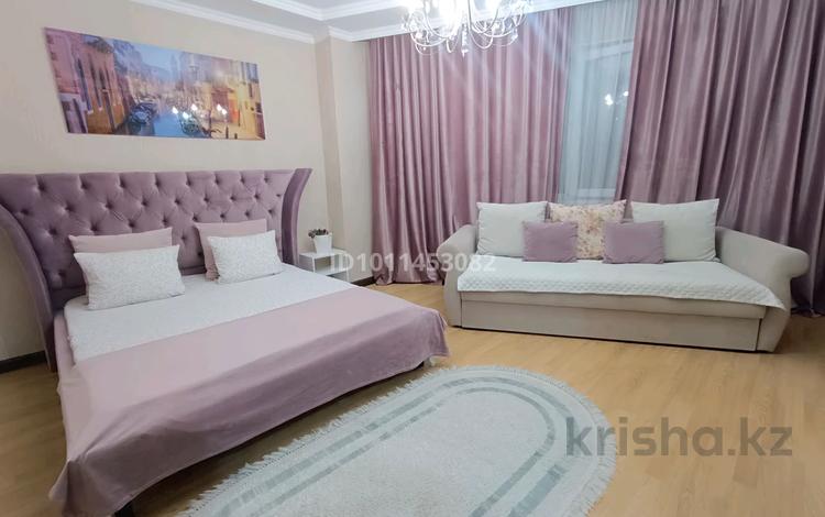 1-комнатная квартира · 45 м² · 12/14 этаж, Сарайшык 5 — Акмешит за 15 000 ₸ в Астане, Есильский р-н — фото 2