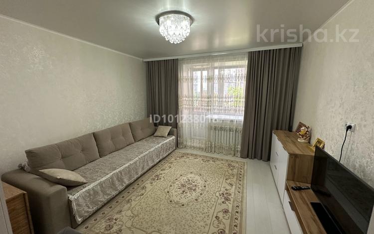 2-комнатная квартира · 58.4 м² · 1/9 этаж, Жамбыла Жабаева 44/2 — Дворца школьников,Дворец спорта,6 средняя школа за 32 млн ₸ в Петропавловске — фото 2