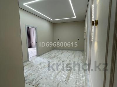 2-комнатная квартира · 58 м² · 2/8 этаж, 20-й мкр 4 за 19 млн ₸ в Актау