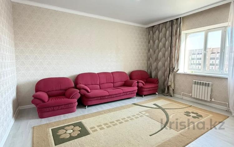 2-бөлмелі пәтер · 78 м² · 4/8 қабат, Алтын орда ш/а., бағасы: 28 млн ₸ в Актобе, мкр. Алтын орда — фото 2