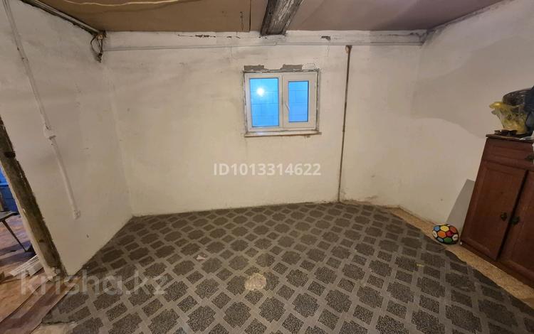 2 комнаты · 50 м² · 1/1 этаж, мкр Омега, Кокшетау — 39 школа за 70 000 ₸ в Уральске — фото 2