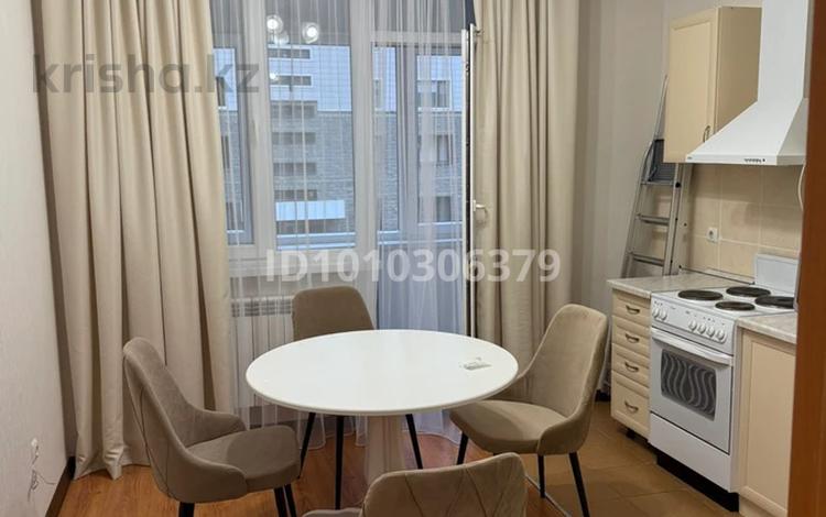 2-комнатная квартира · 68 м² · 2/9 этаж, Сарайшык 9 за 300 000 ₸ в Астане, Есильский р-н — фото 11