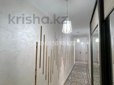 Пәтерлер в Атырауской обл.: 3-бөлмелі пәтер · 80 м² · 3/5 қабат, мкр Береке 7, бағасы: 31 млн 〒 3-бөлмелі пәтер · 80 м² · 3/5 қабат, мкр Береке 7, бағасы: 31 млн 〒 в Атырау
