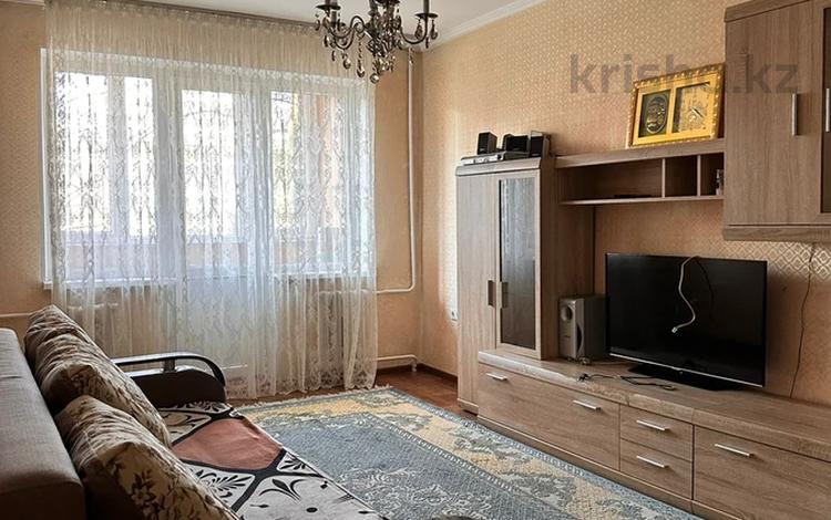 3-комнатная квартира, 59 м², 2/4 этаж, мкр №11 4 за 32 млн 〒 в Алматы, Ауэзовский р-н — фото 2