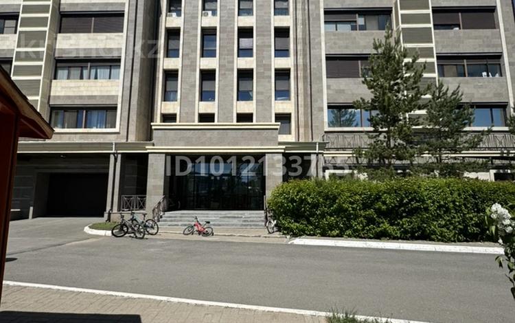 5-бөлмелі пәтер · 165 м² · 2/5 қабат, ул. Умай Ана 12, бағасы: 165 млн ₸ в Астане, Есильский р-н — фото 2