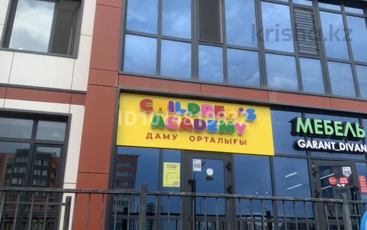 Свободное назначение, офисы, магазины и бутики, склады, общепит, салоны красоты, медцентры и аптеки, образование, развлечения · 75 м² за 60 млн ₸ в Астане, Сарайшык р-н — фото 10