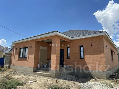 Жеке үй · 6 бөлме · 200 м² · 8 жүзд., мкр Жулдыз-3, Алим Бактыбаева, бағасы: 65 млн ₸ в Атырау