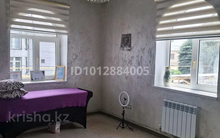 Салоны красоты · 12 м² за 80 000 ₸ в Алматы, Ауэзовский р-н — фото 14