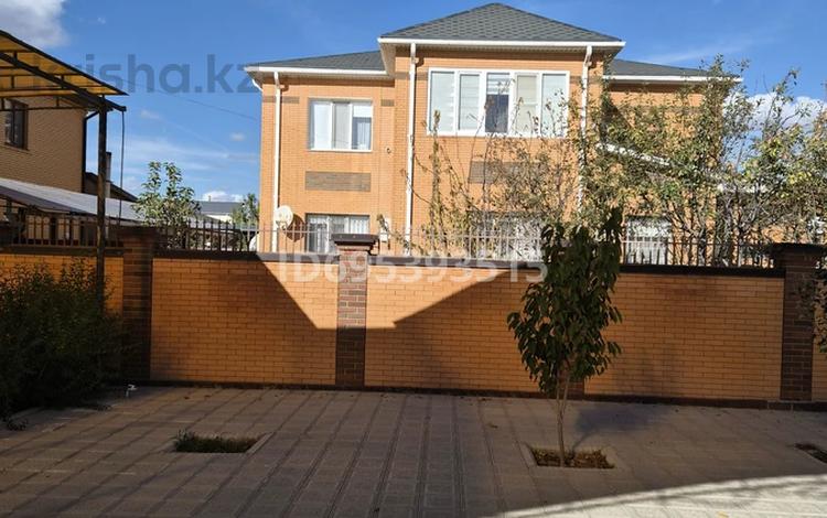 Отдельный дом · 6 комнат · 355 м² · 9 сот., Каленова за 200 млн 〒 в Атырау — фото 176