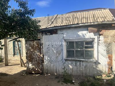 Жеке үй · 2 бөлме · 50 м² · 2 жүзд., Жангильдина, бағасы: 40 000 ₸ в Актобе, мкр. Курмыш