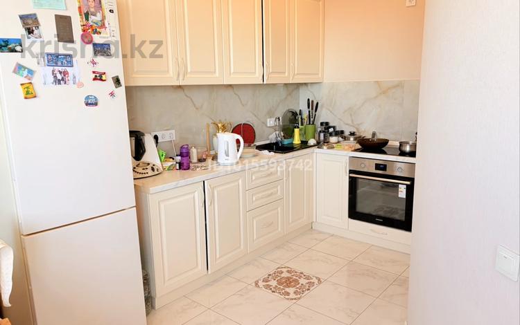 2-комнатная квартира · 60 м² · 12/20 этаж, Шамши Калдаяков 1 — Калдаякова, Нажимеденова за 35 млн ₸ в Астане, Сарайшык р-н — фото 2