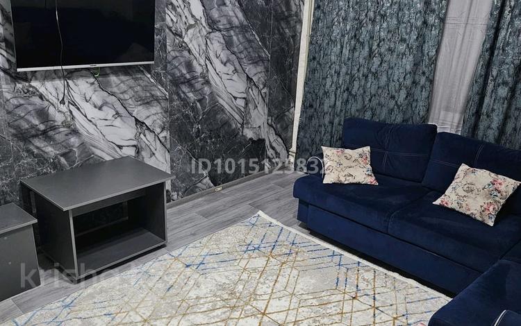 2-бөлмелі пәтер · 45 м² · 4/5 қабат, 8-шағынаудан 62 — Бейбитшилик, бағасы: 12 000 ₸ в Шымкенте, Туран р-н — фото 3