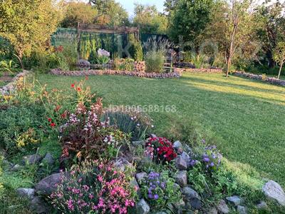 Отдельный дом · 6 комнат · 200 м² · 12 сот., Достык 65 за 58 млн 〒 в Тургене