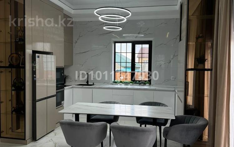 5-комнатная квартира · 170 м² · 1/2 этаж, Кайрбекова 198 за 50 000 ₸ в Костанае — фото 9