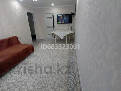 2-комнатная квартира, 43 м², 1/5 этаж, Байконурова 110 за 15.5 млн 〒 в Жезказгане