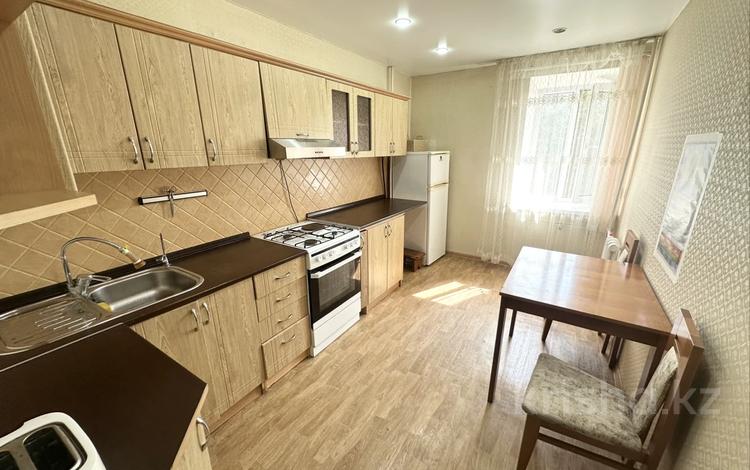 3-бөлмелі пәтер · 70 м² · 6/9 қабат, Крылова 46, бағасы: 25.5 млн ₸ в Караганде, Казыбек би р-н — фото 2