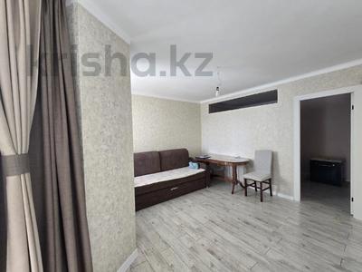 2-бөлмелі пәтер · 42 м² · 17/25 қабат, Юго-Восток ш/а., Микрорайон Байкена Ашимова, бағасы: 18 млн ₸ в Караганде, Казыбек би р-н