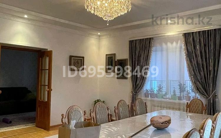 Жеке үй · 5 бөлме · 200 м², Ак отау — Не далеко от ресторана Grain улица Өтеу Кудайбергенова, бағасы: 58.5 млн ₸ в Актобе, жилой массив Заречный-2 — фото 12