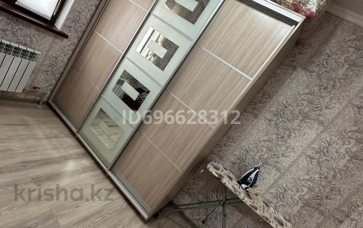 Жеке үй · 2 бөлме · 60 м² · 8 жүзд., Самал ш/а., Проезд 1, бағасы: 150 000 ₸ в Атырау, мкр Самал — фото 12