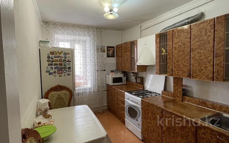 3-комнатная квартира · 64 м² · 2/5 этаж, республика 4 за 32 млн ₸ в Астане, р-н Байконур — фото 2